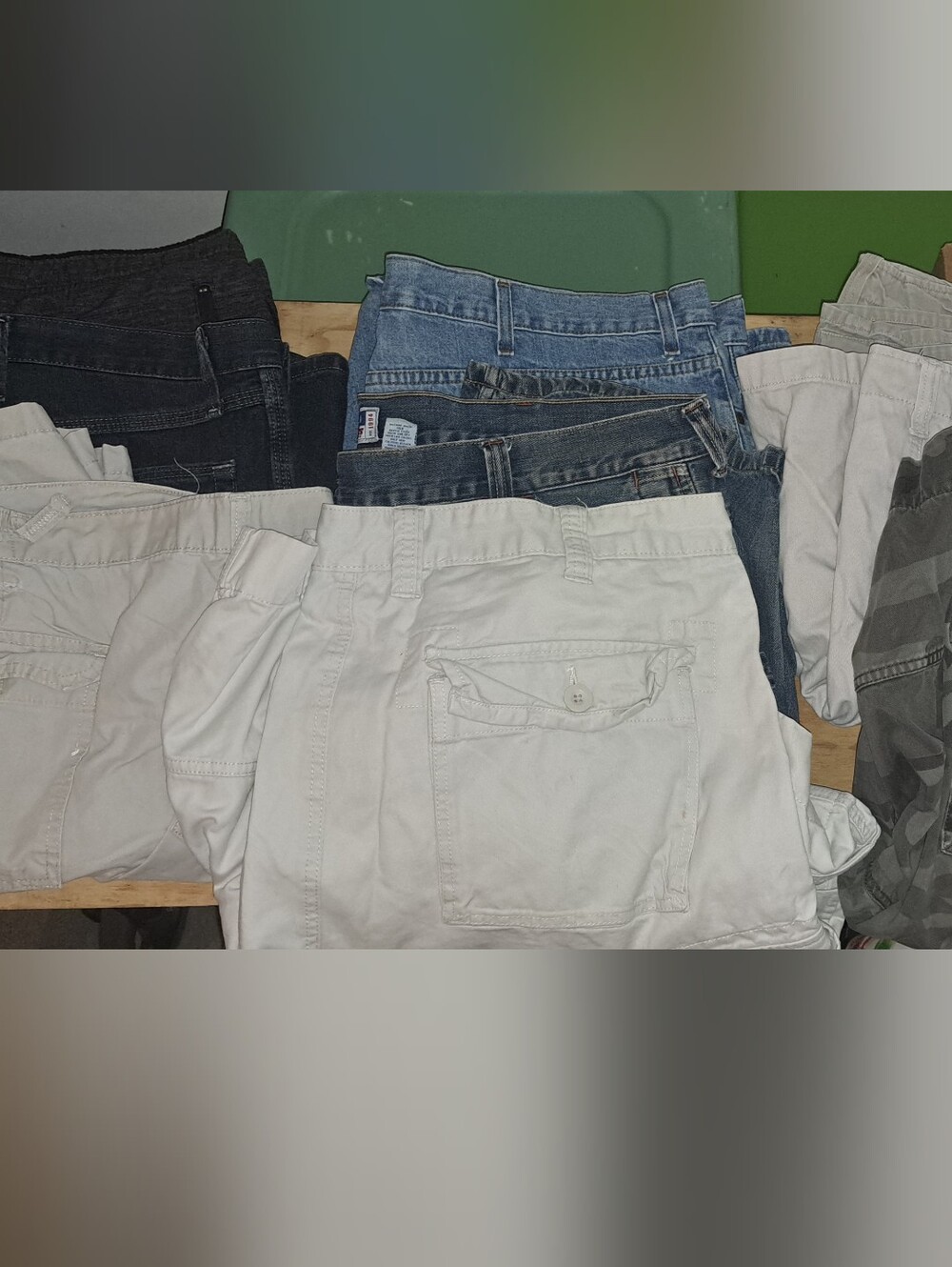 Lot Of 9 Mens Cargo Shorts - Comfortable Everyday Bottoms
